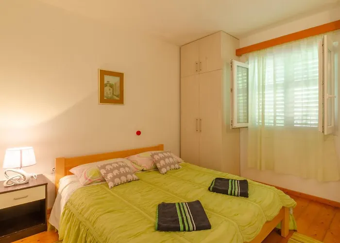 Nanica Prigradica * Blato (Korcula)