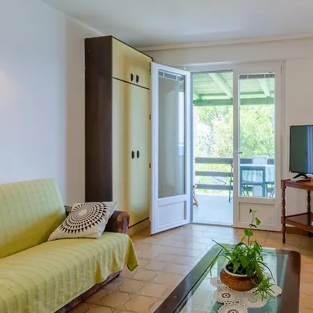 Apartment Nanica Prigradica *