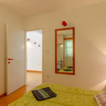 Nanica Prigradica * Blato (Korcula)