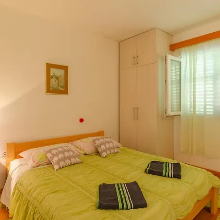 Nanica Prigradica * Blato (Korcula)